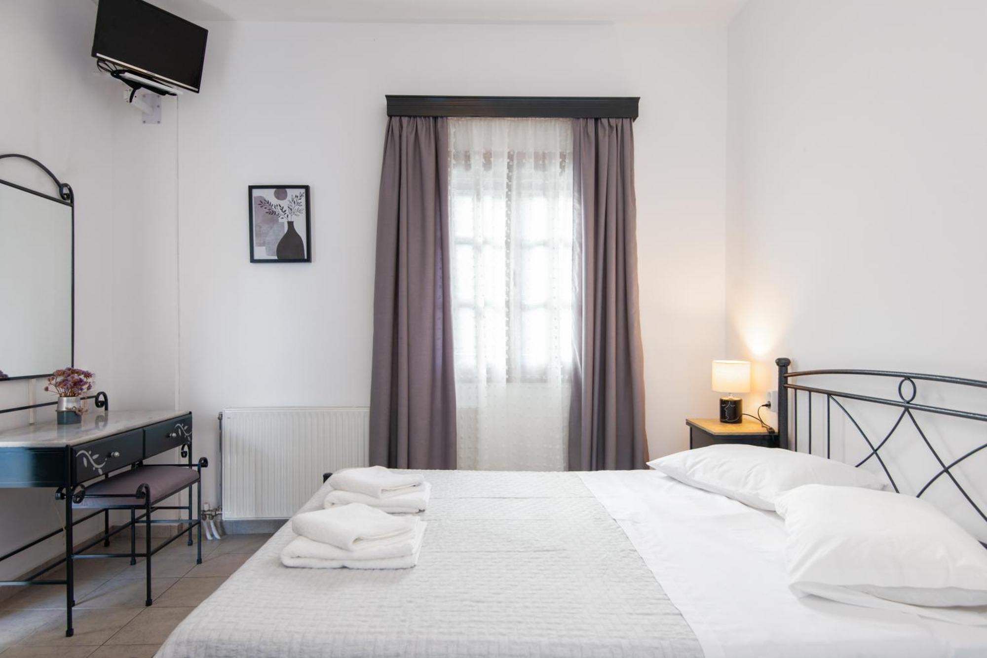 Pigi Rooms Apollonía Exteriör bild